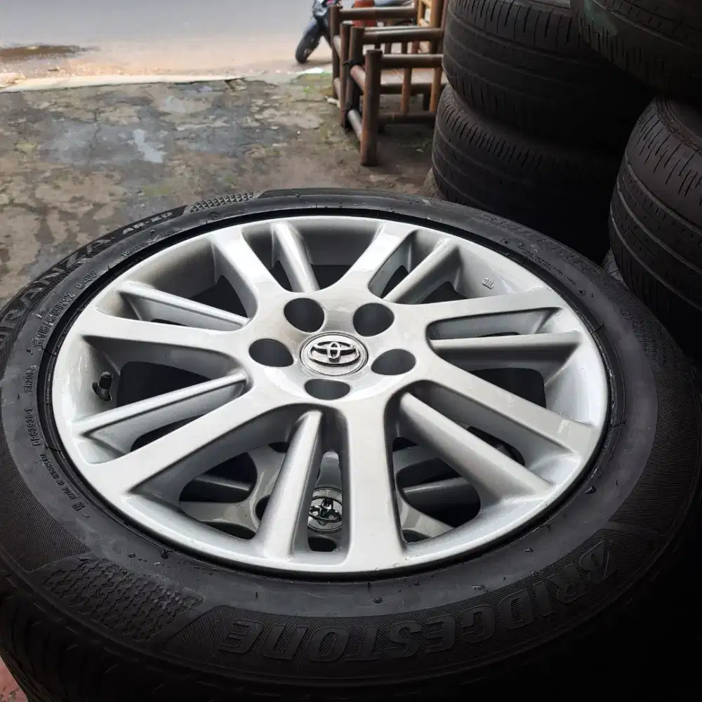 Camry velg mobil toyota camry ring 17 bisa buat innova nav