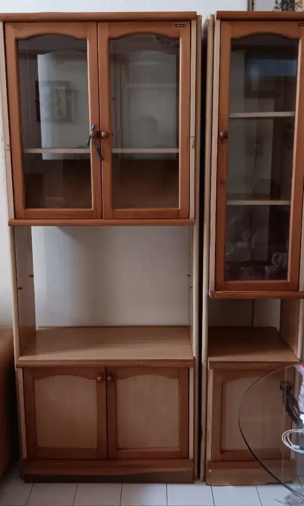 Lemari. Buffet Dua Sisi