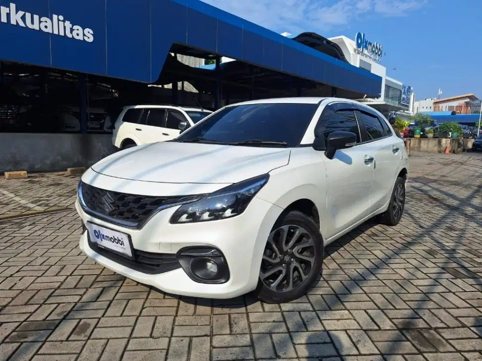 LOW DP Suzuki Baleno 1.5 Bensin-MT 2022 ZOA