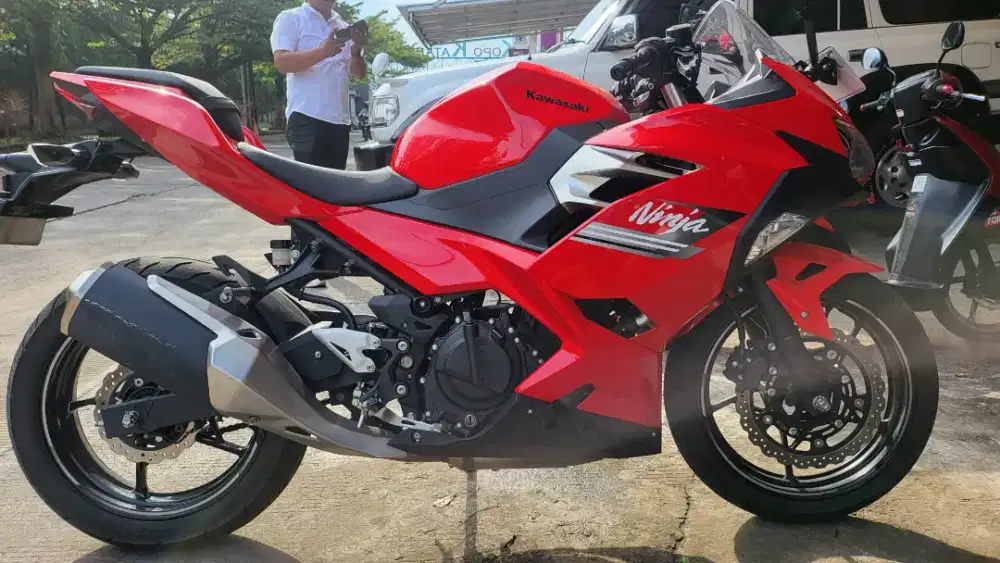 Ninja 250 FI 2022