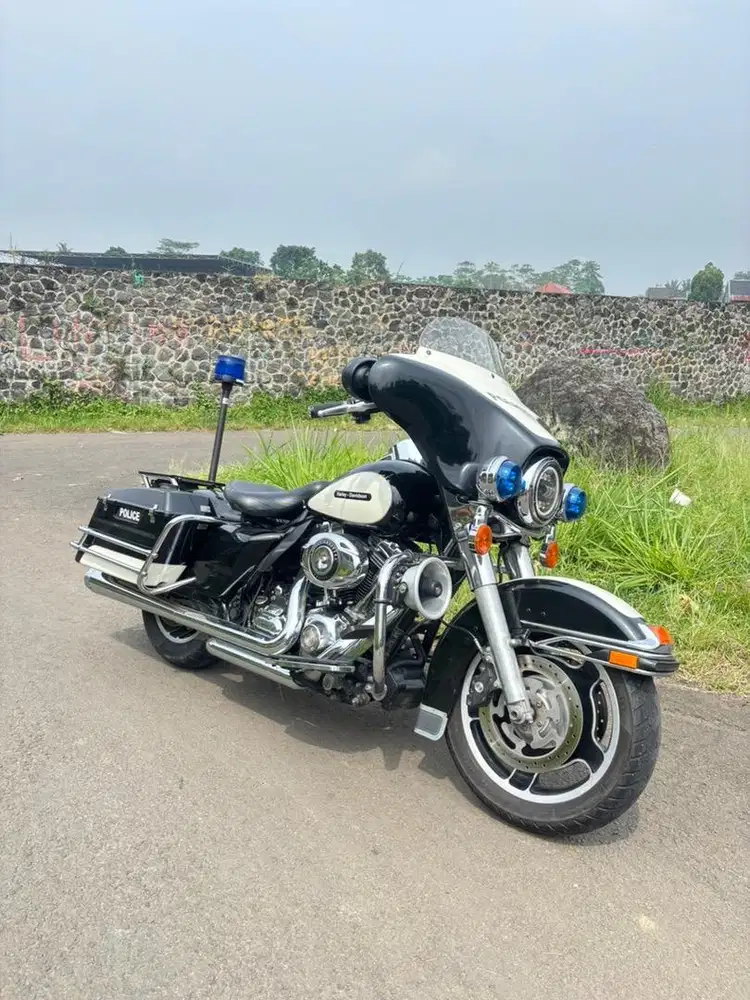 Elektra police tahun 2012