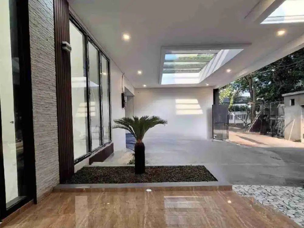 BARU! RUMAH STRATEGIS JAKARTA SELATAN