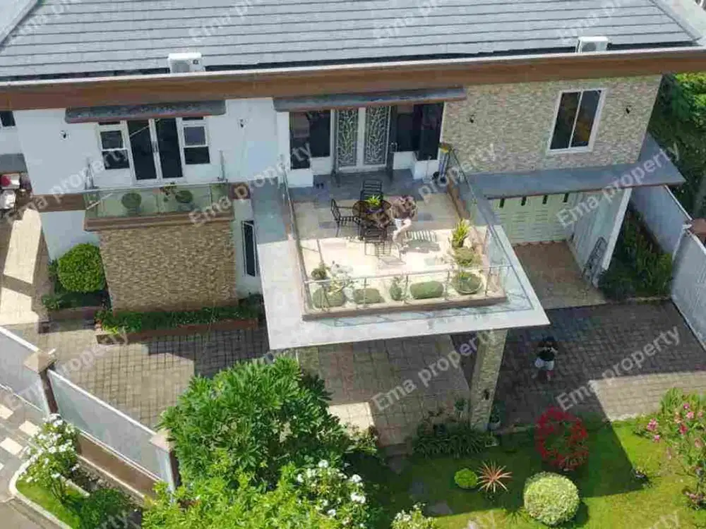 Termurah ! dijual rumah di Nginden Intan