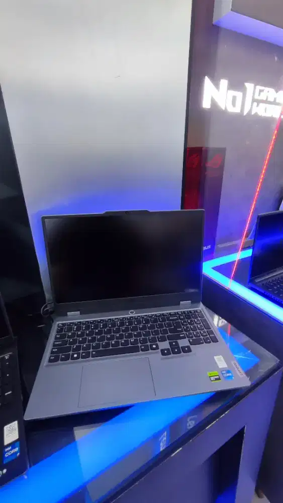 Cicilan Laptop gaming best seller LENOVO LOQ GAMING Gen 13 cuma KTP