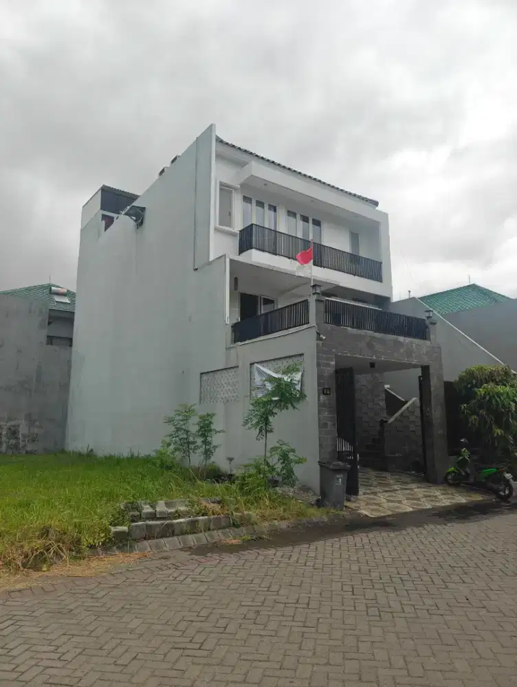Rumah Besar Harga Nego