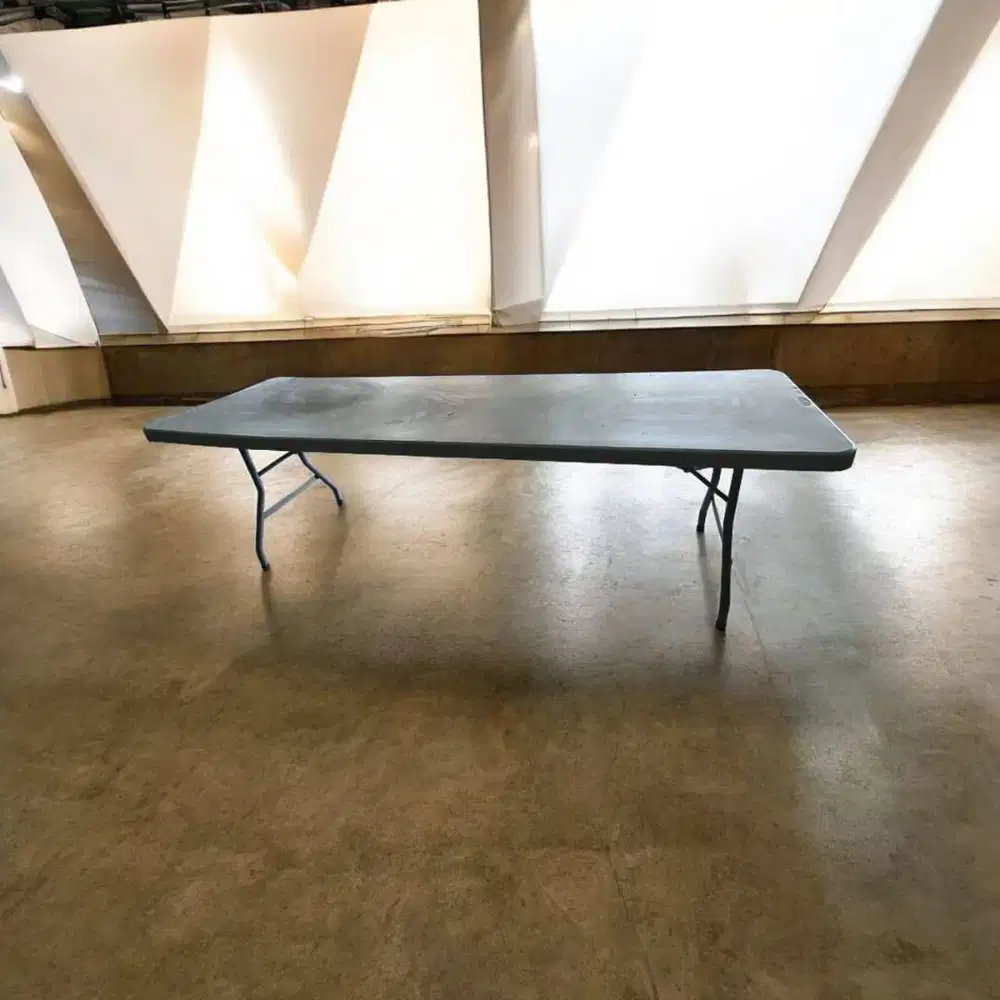 Meja Lipat Portable Bahan PP Warna Abu-abu