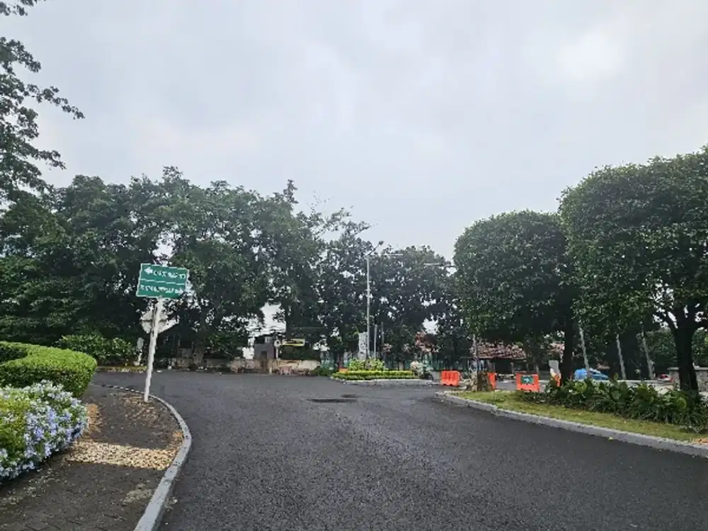 Rumah lama hitung tanah patra kuningan jakarta selatam