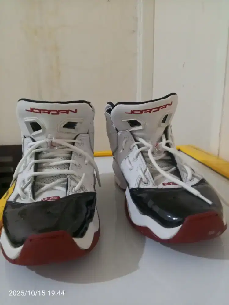 Air Jordan B'Loyal White/Black