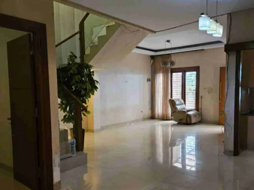 Dijual rumah siap.Huni Pondok indah Jakarta selatan