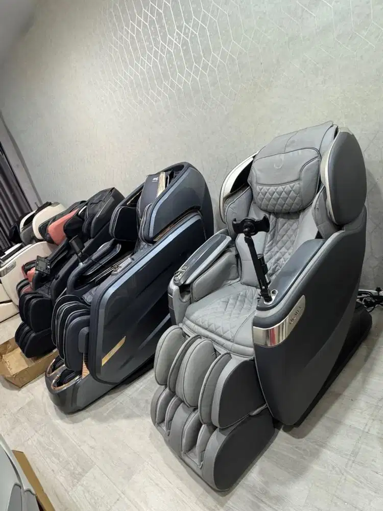 Kursi pijat OGAWA master drive AI