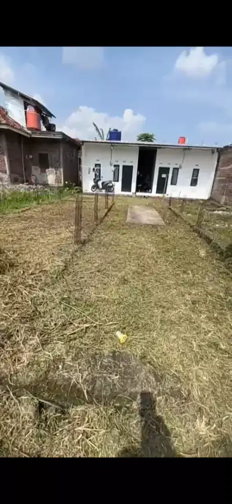 Rumah kontrakan/ kost