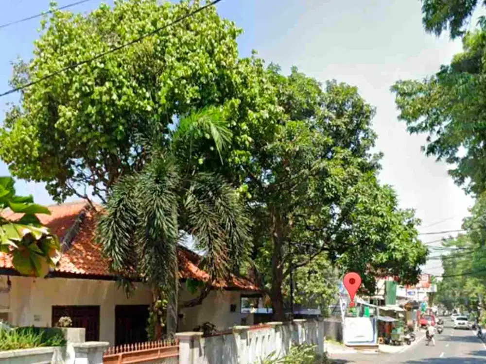 Dijual Cepat Rumah di pinggir Jalan raya hanya 150ntr ke pintu tol TB Simatupang Tanjung barat