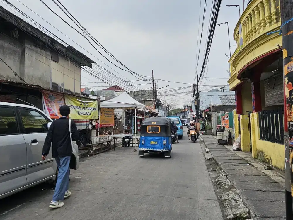 Jual Murah di bawah njop Rumah Tua Hitung Tanah di Kramat Senen Jakarta Pusat