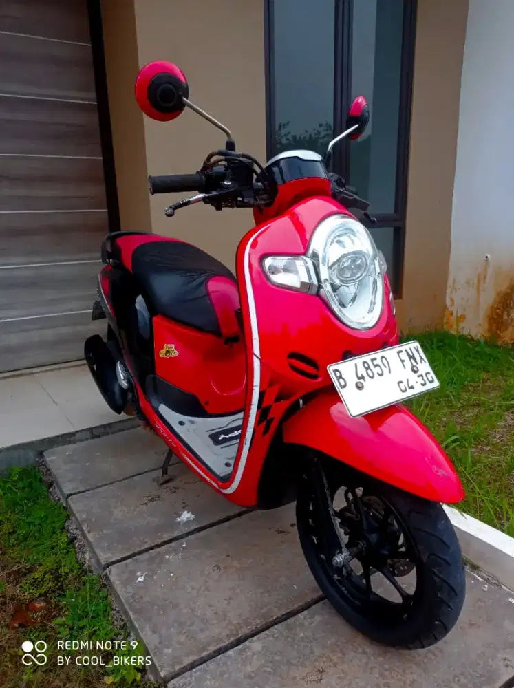 Honda scoopy sporty iss tahun 2018