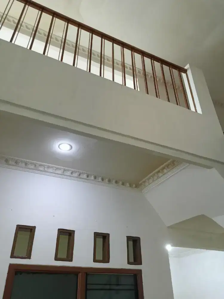 Jual CEPAT rumah perumnas Tangerang siap Huni 2 lantai