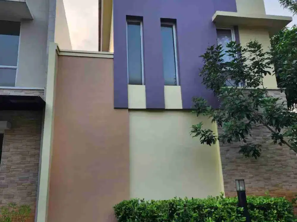 di jual rumah cluster Tesla gading serpong rumah hook sangat nyaman