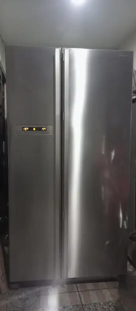 Kulkas sharp side by side istimewa mewah