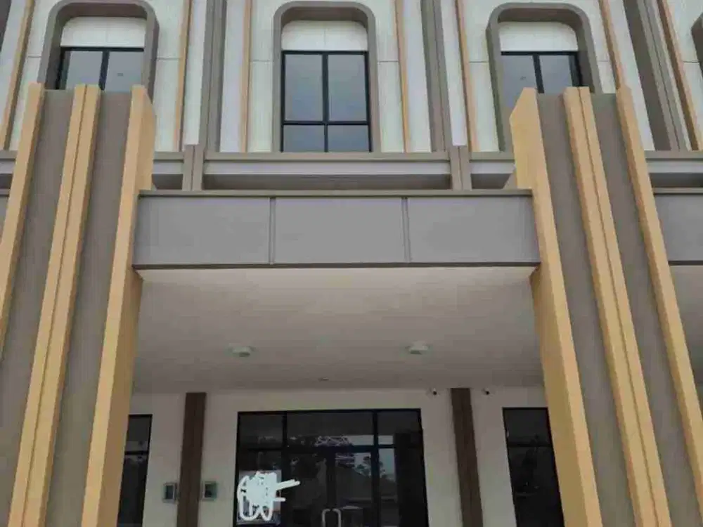 DISEWAKAN Ruko Baru IL LAGO ( Hadap Jalan ) Gading Serpong