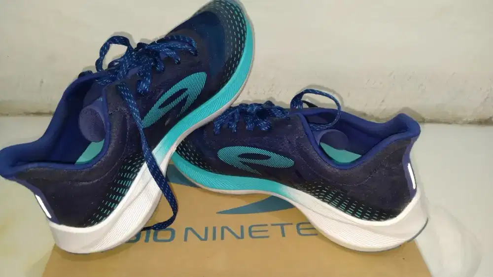 Bismillah jual sepatu running 910 nineten ORI
