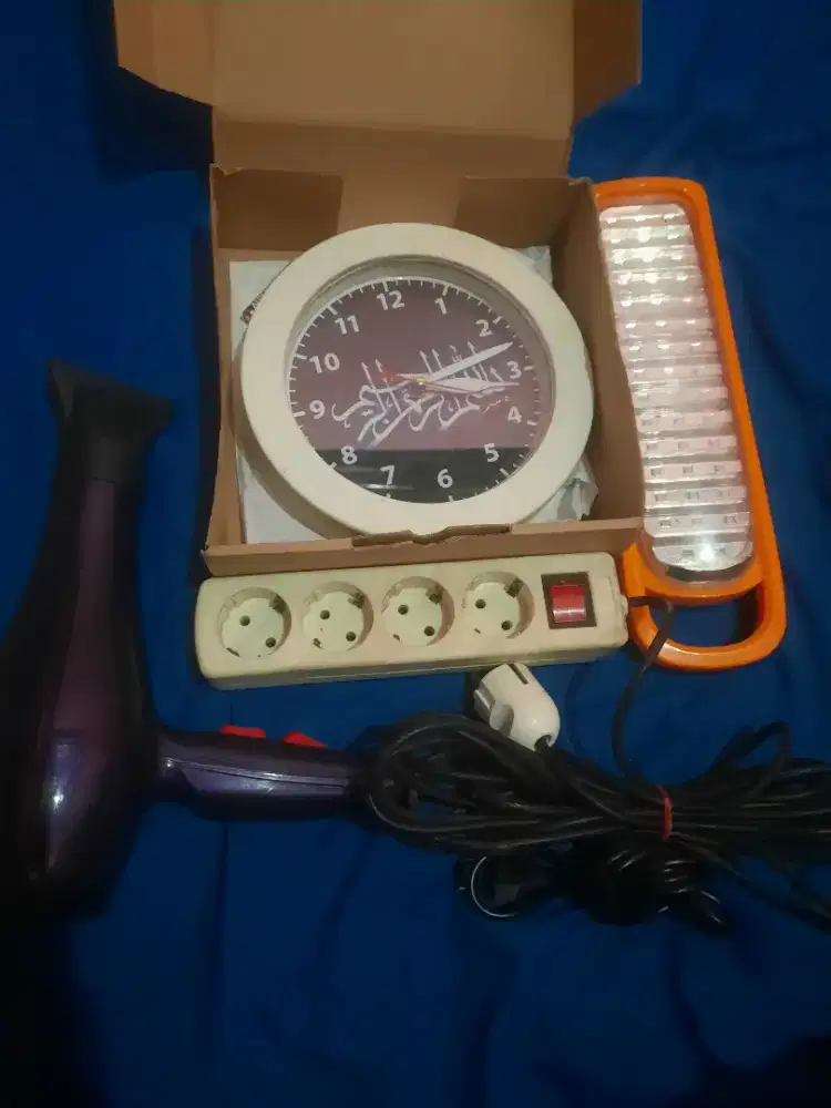 Mau di mahar aja semuanya.