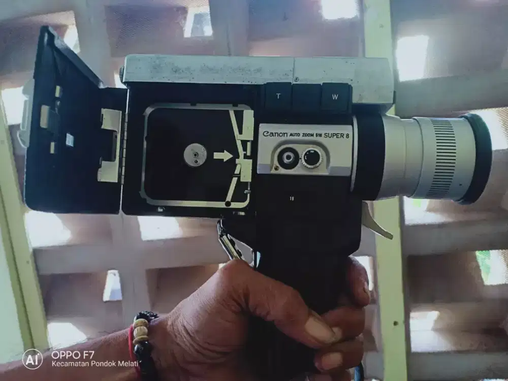 Alat Perekam Jadul  Canon  Komplit Dengan Tas Koper nya