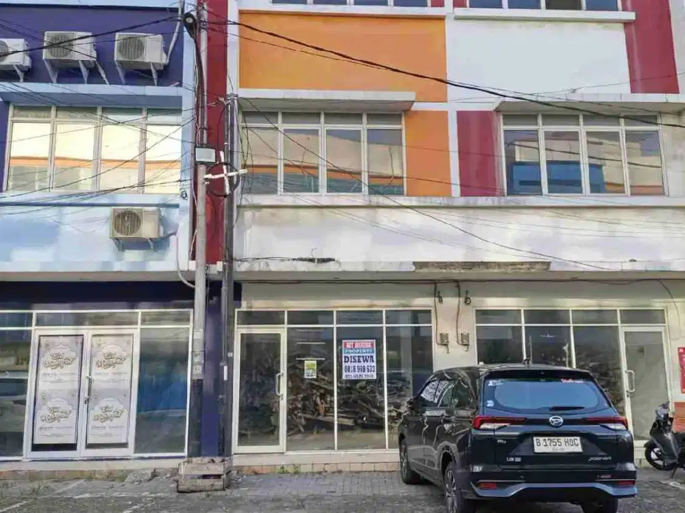 Ruko Ciledugmas blok B depan