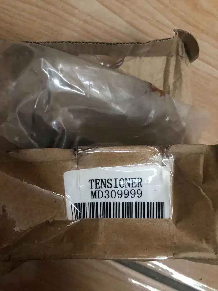 Tensioner teming belt lancer cb5