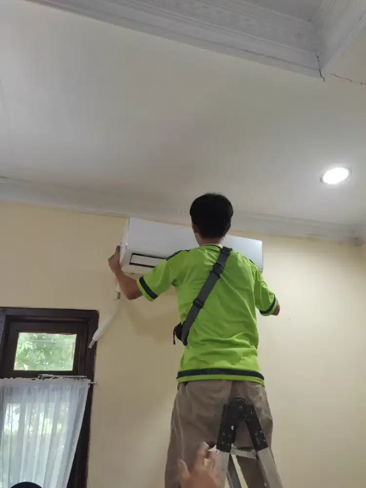 Jasa Bongkar Pasang AC