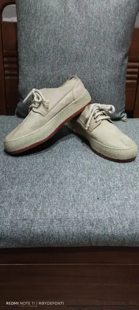 Sepatu Casual Banana Republic