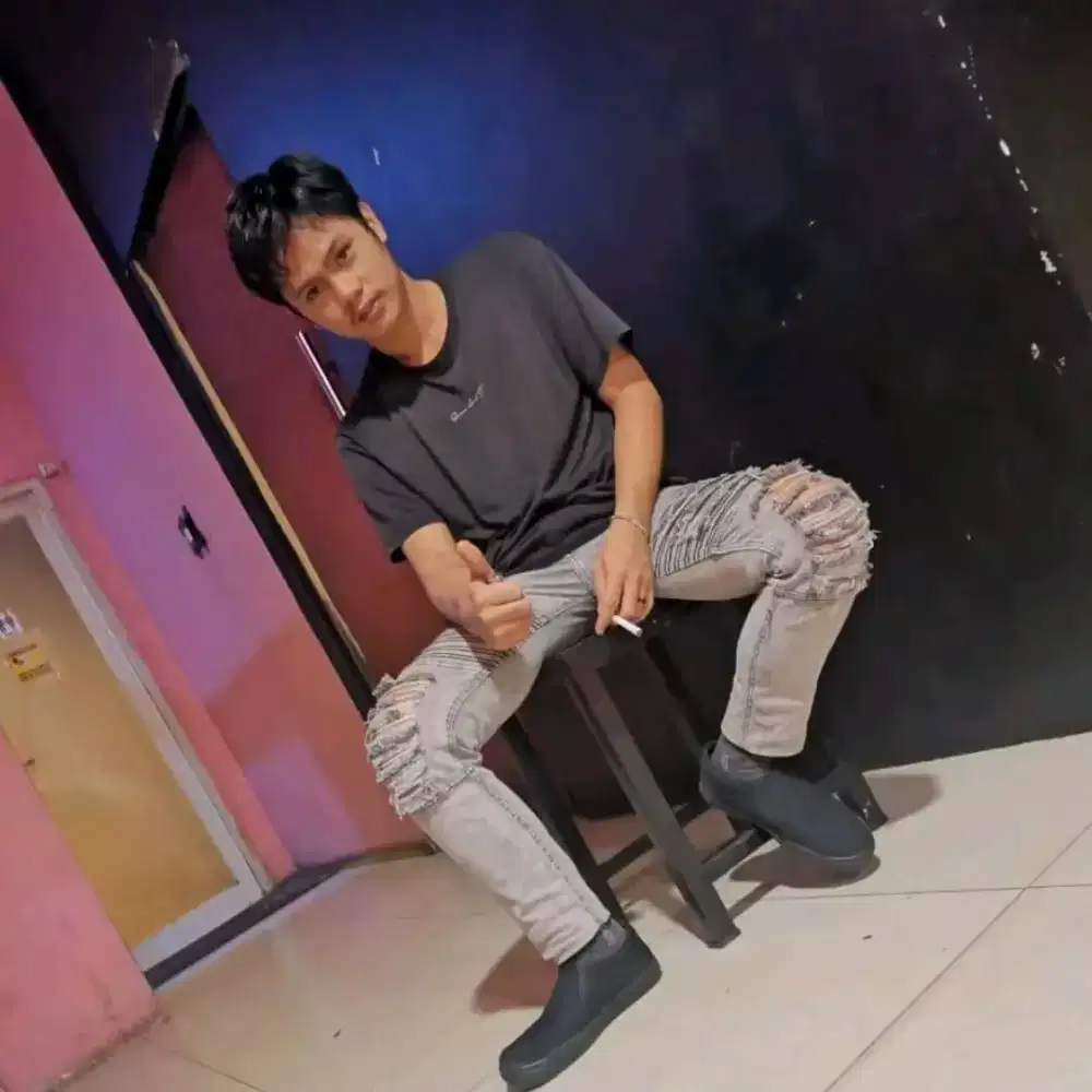 mencari pekerjaan apa saja