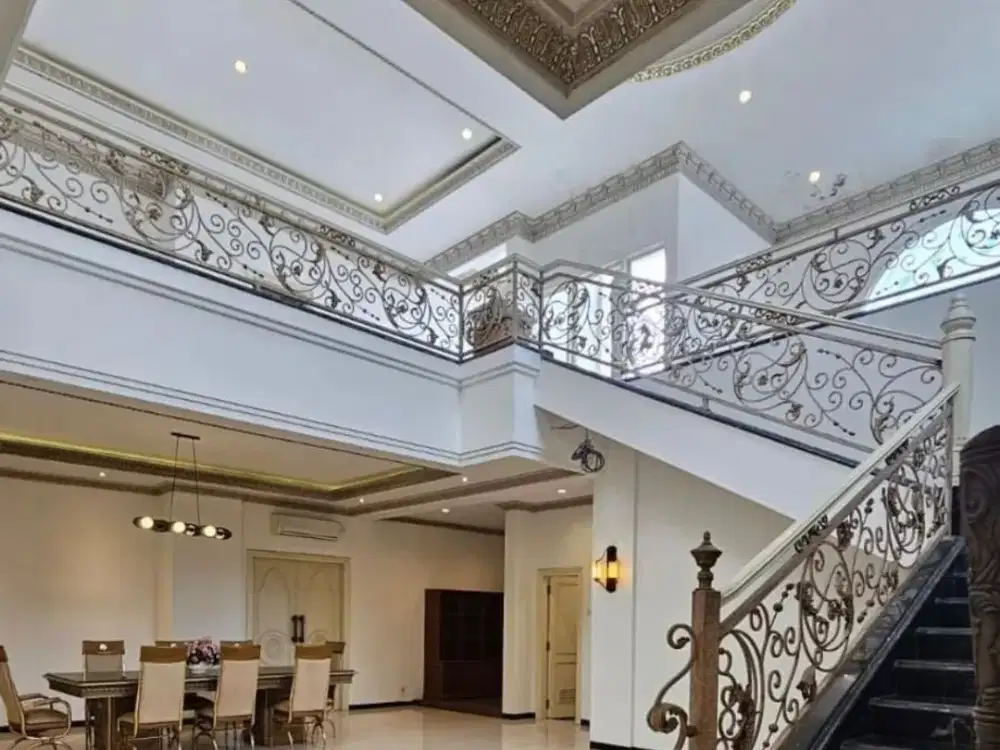 Rumah Mewah Surabaya Pusat, Selangkah ke raya darmo