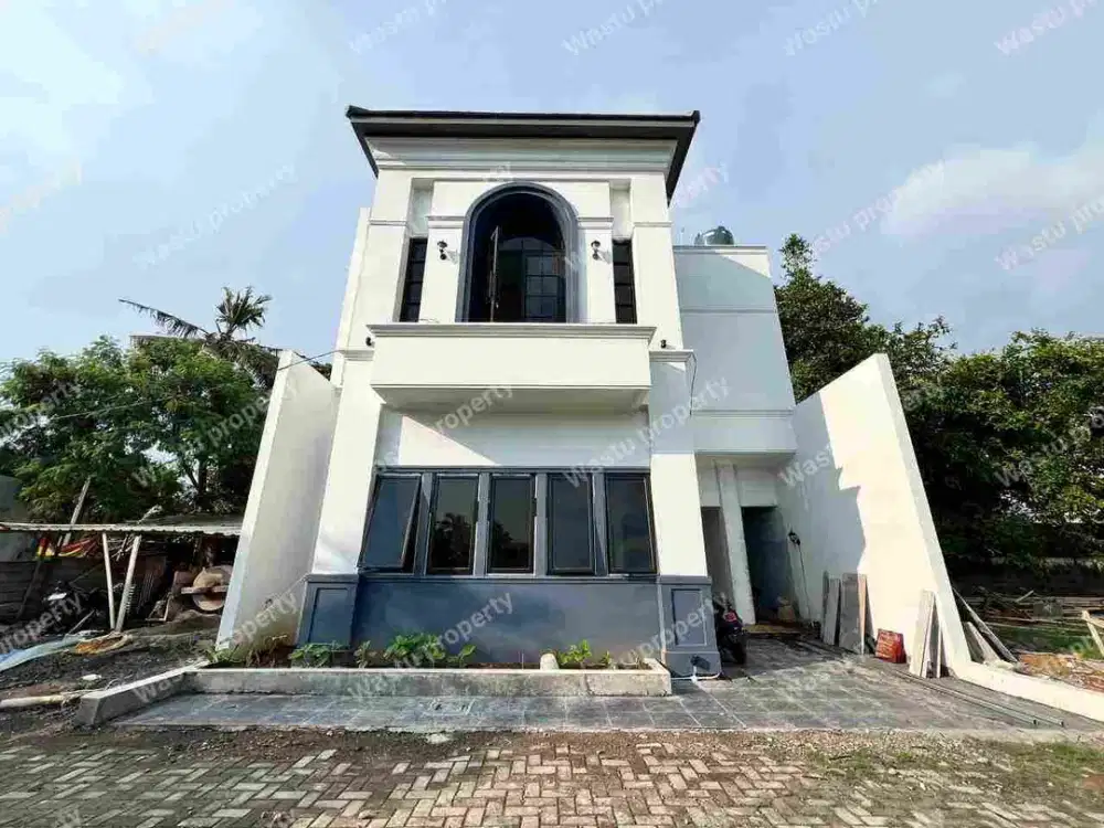 RUMAH MEWAH SIAP HUNI DI GODEAN DEKAT DEMAK IJO