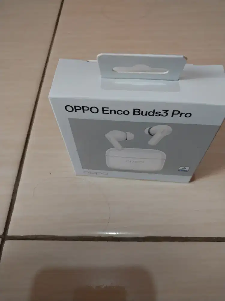 Bismilah numpang jual enset blutot masih segel baru blm di pakai