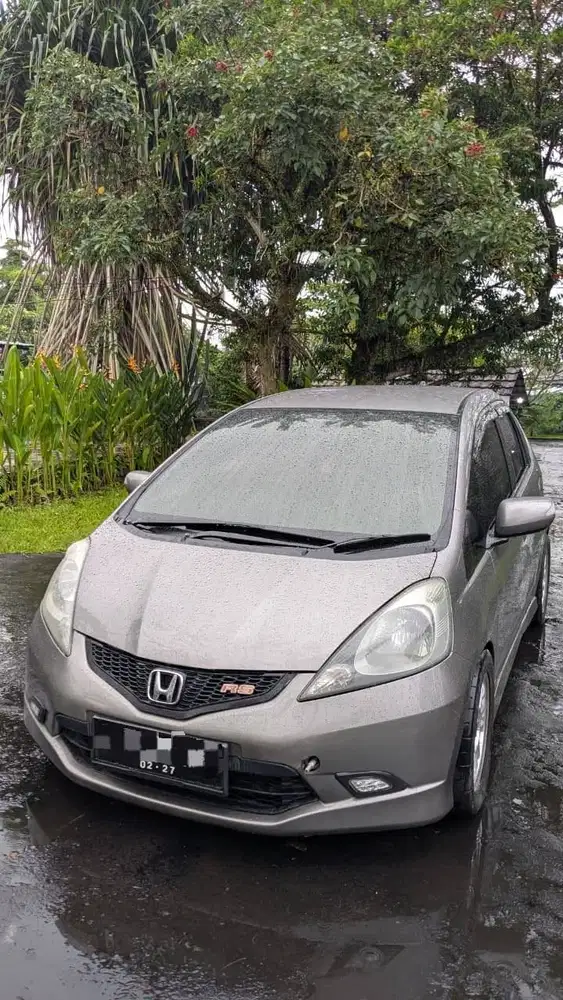 Jual jazz RS tahun 2009 AT jual cepat nego sampai jadi