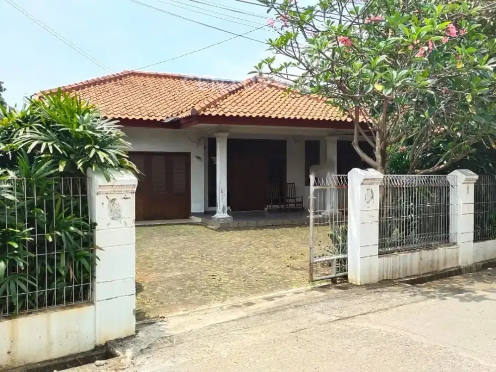 Rumah 1 Lantai Halaman Luas Bintara Bekasi 7827