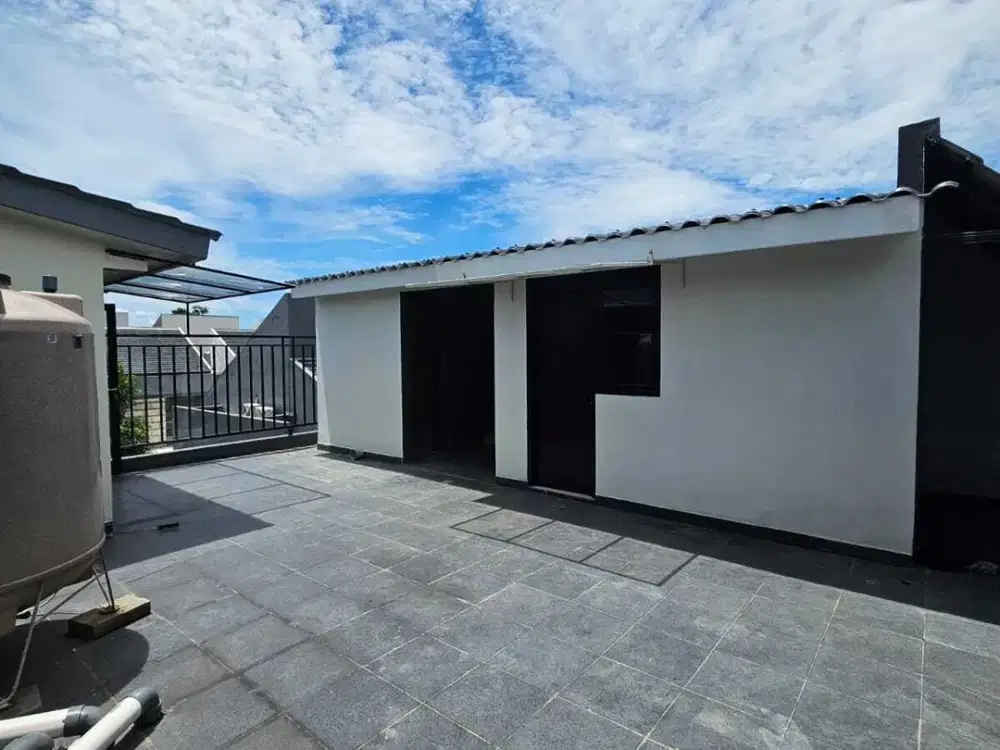 Rumah Hook/Hoek Cluster Prestigia The Eminent BSD
