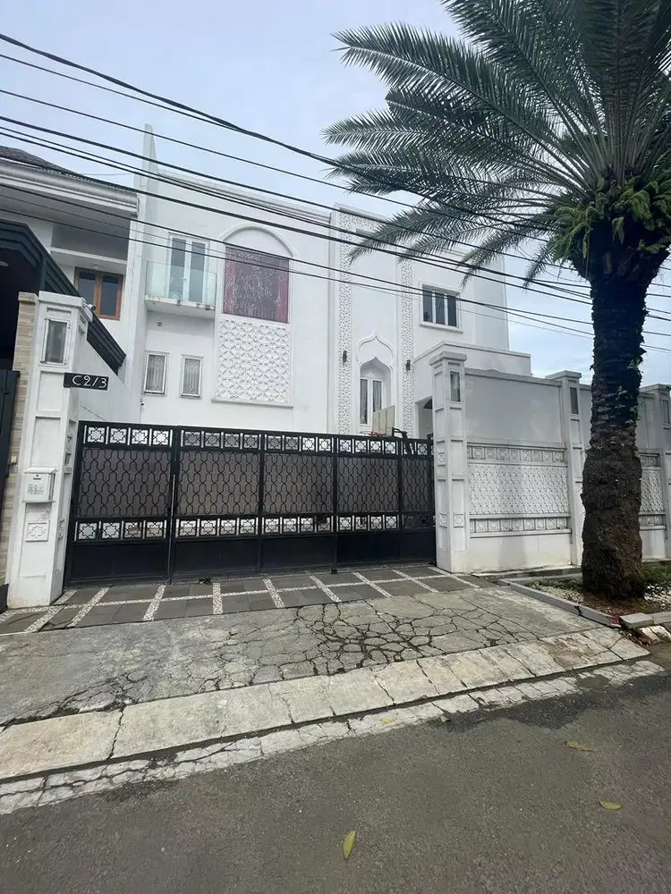 Rumah Besar Murah Pamulang