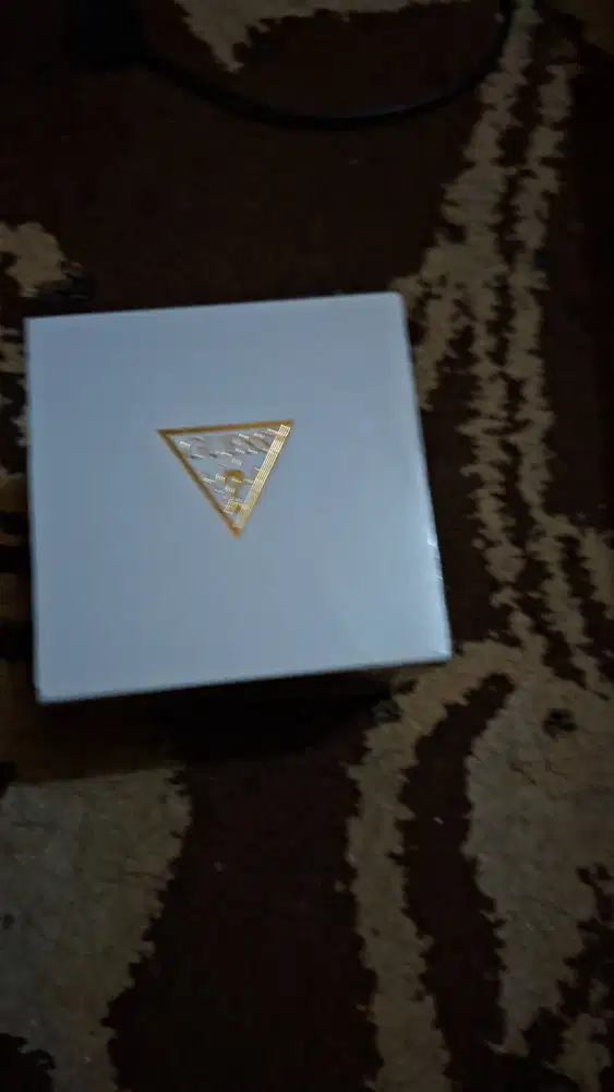 Jam tangan Pria Guess