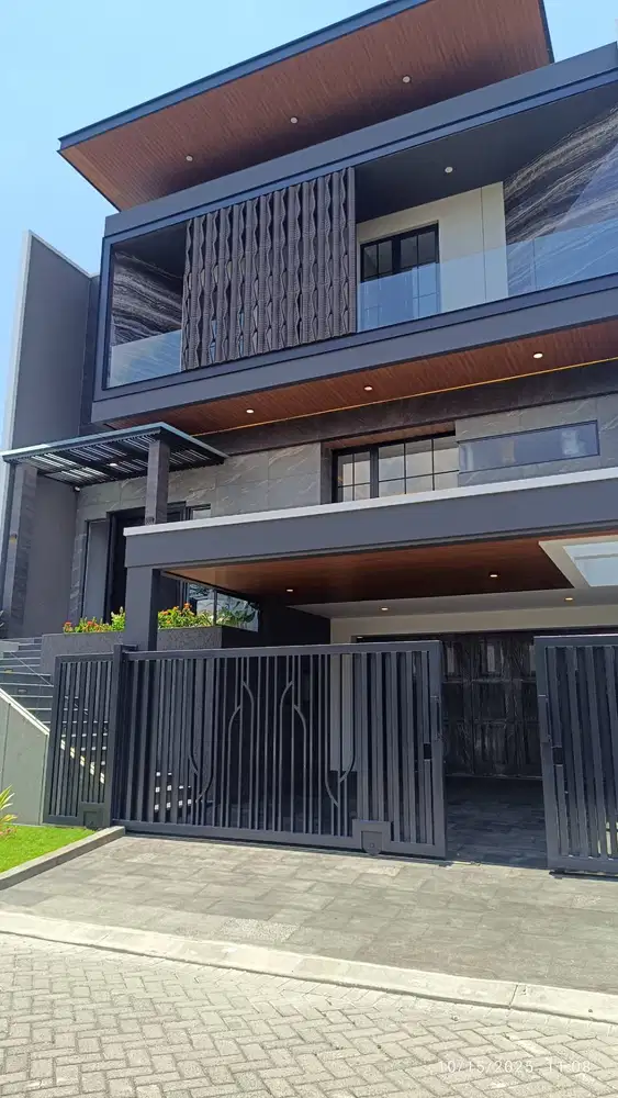 Rumah Minimalis Design Mewah di Citraland dekat Hokky dan Mall