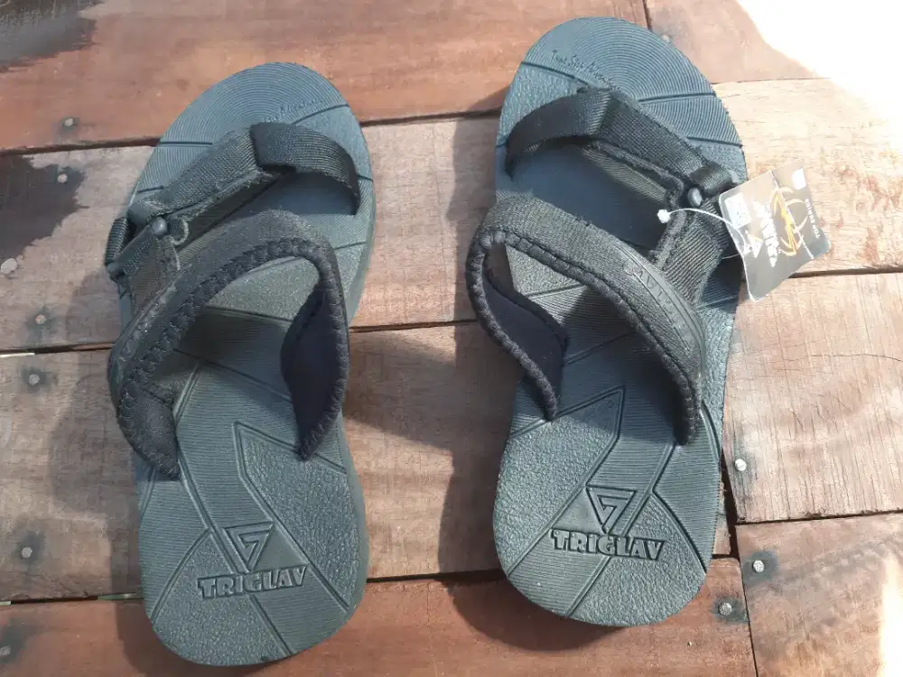 Sendal gunung Triglav