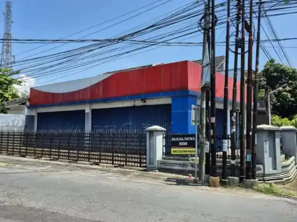 Ruko Besar Posisi Hook Cocok Toko Retail Dan Showroom Area Concat