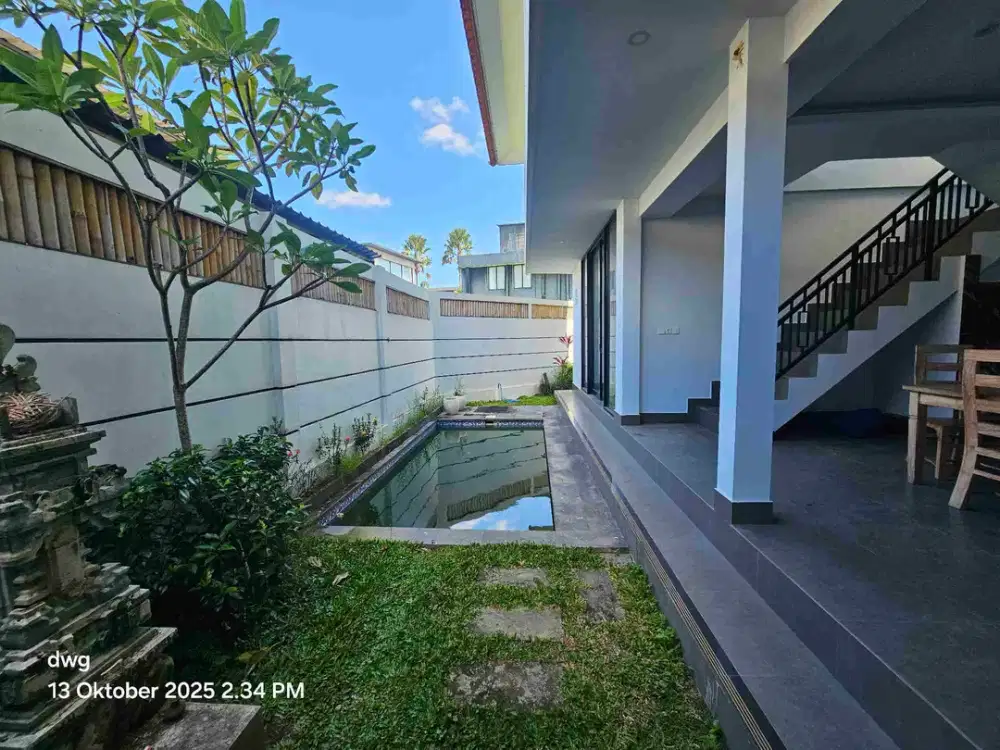 dijual villa lantai 2 bumbak umalas