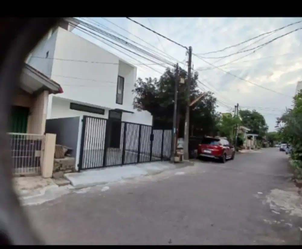 RUMAH BARU 2 LANTAI PINGGIR TOL CIJAGO