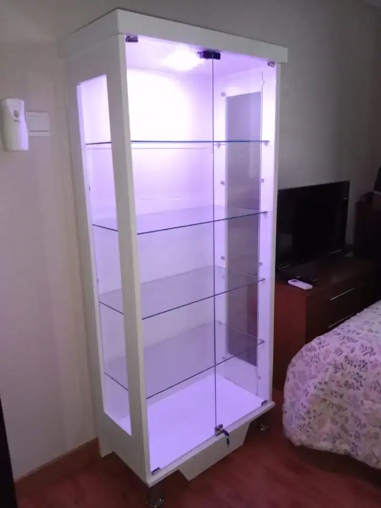 Lemari hias lemari buku lemari pajangan minimalis pintu 2 free lampu