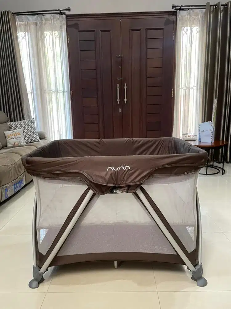Nuna Box Cot Bayi