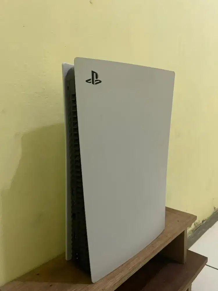 PS5 DISK DIGITAL VERSION