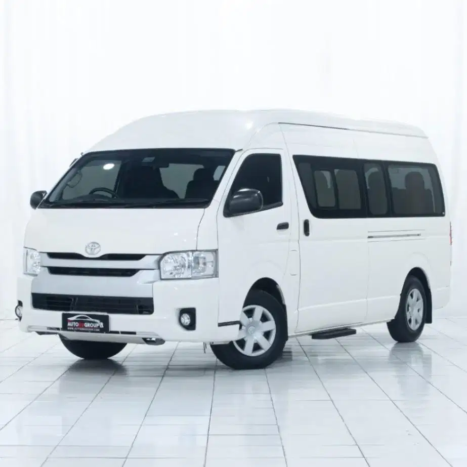 TOYOTA HIACE (PUTIH) TYPE COMMUTER 2.5 M/T (2019)