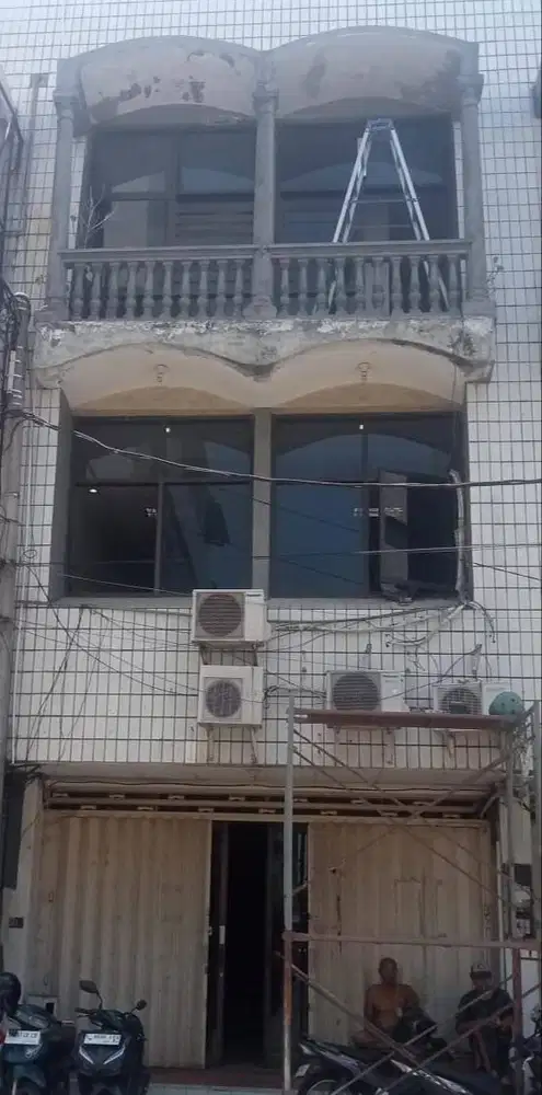Disewakan Ruko Komersial Pusat Kota Jalan Kedungdoro Surabaya