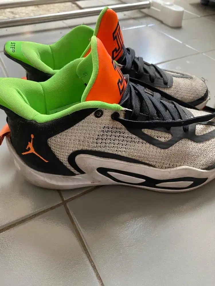 Sepatu Air Jordan JT Anak Size 36