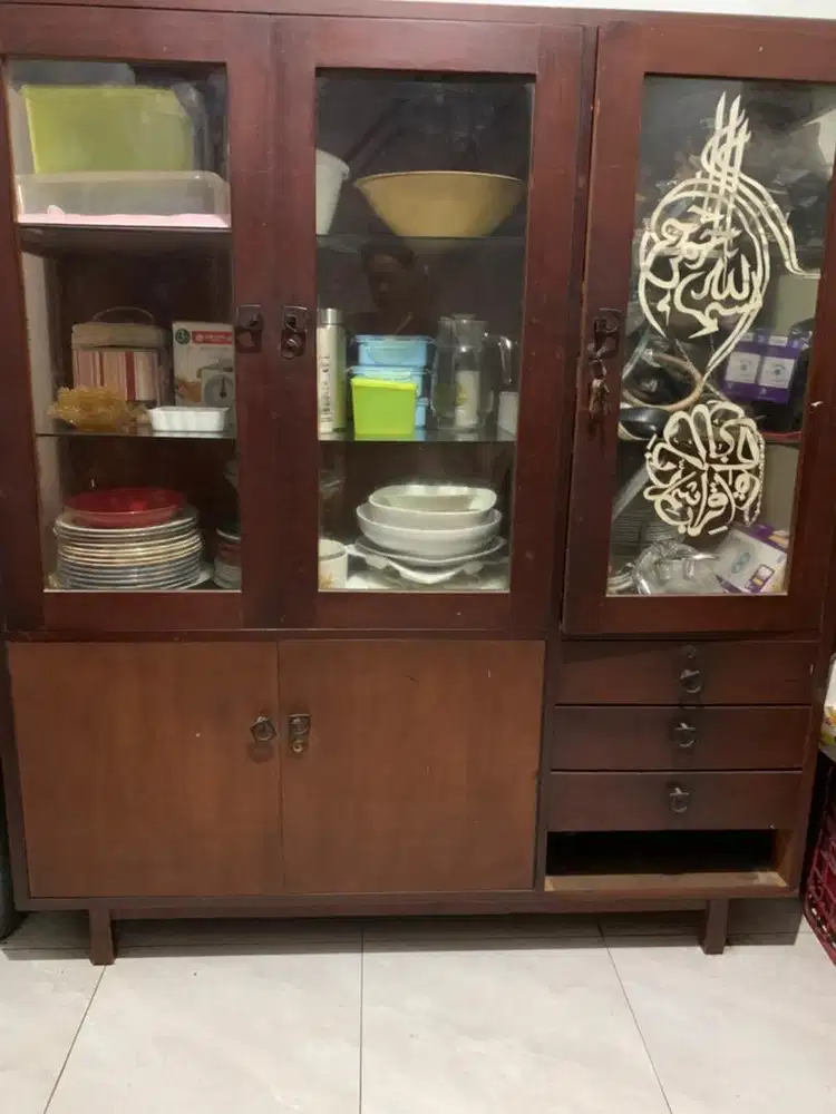 Lemari Kayu Jati Pajangan